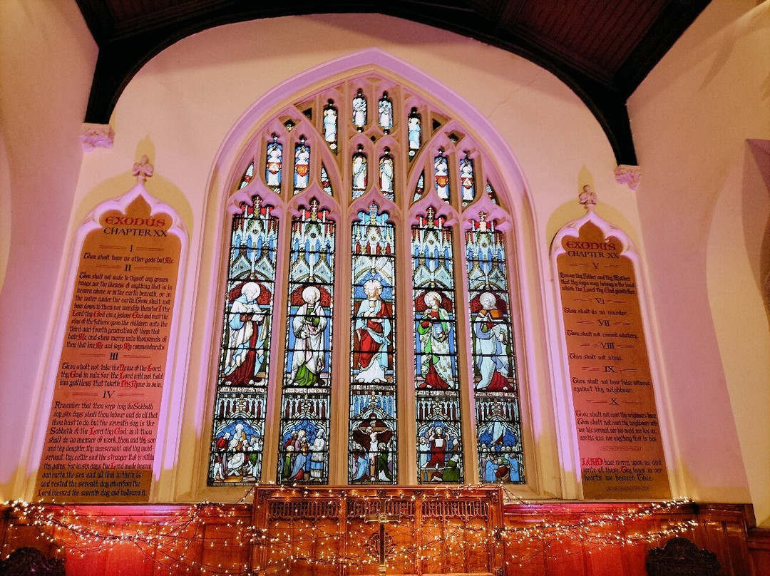 Holy Trinity & Christ Church景点图片