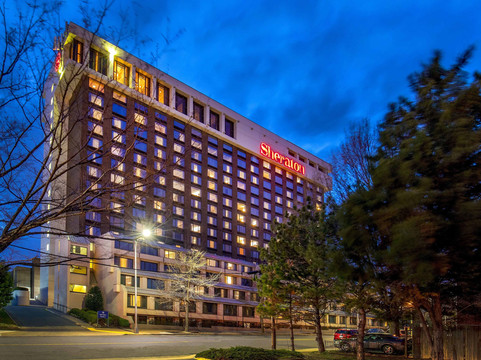 五角大楼城喜来登酒店主图