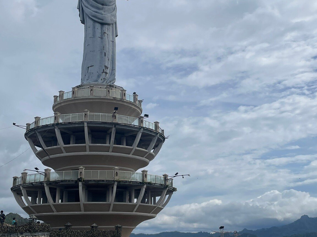 Ikhsan Makassar Driver-孟加锡必去景点
