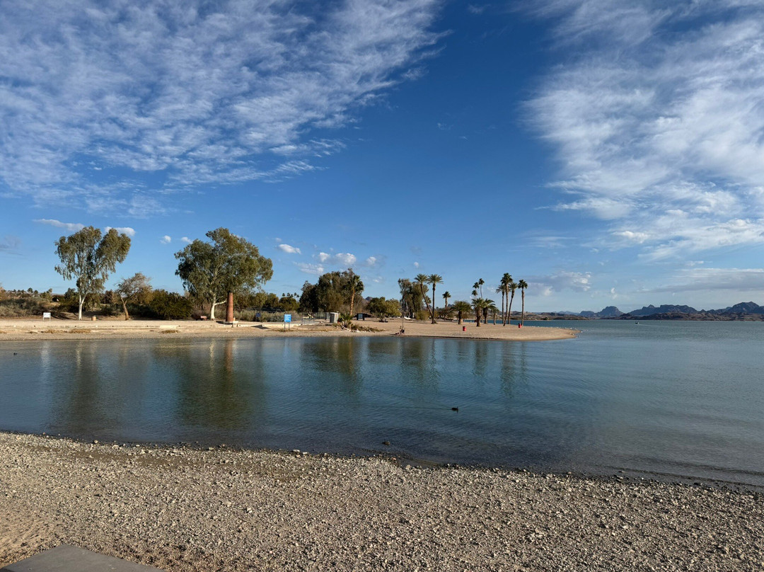London Bridge Beach-哈瓦苏湖城必去景点