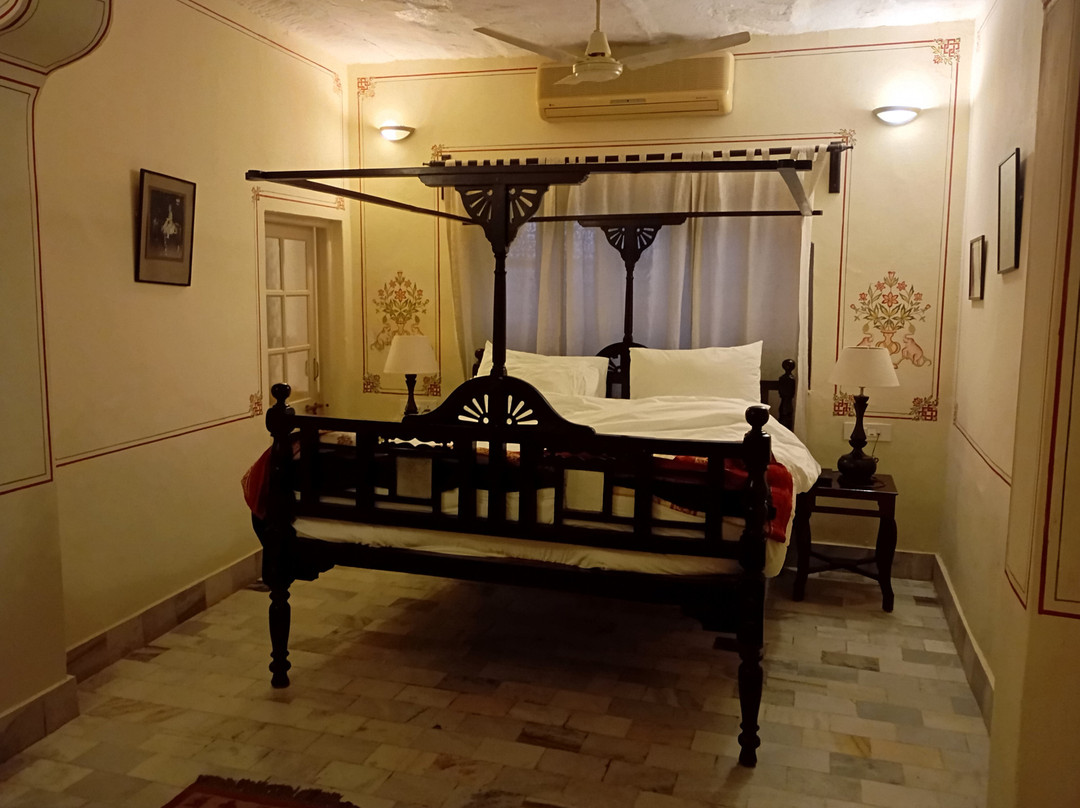 罗希特加酒店主图