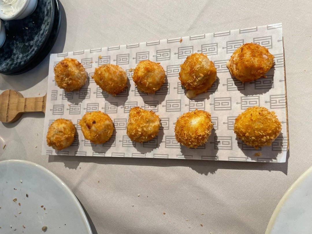 Abadesa Restaurante Hotel主图