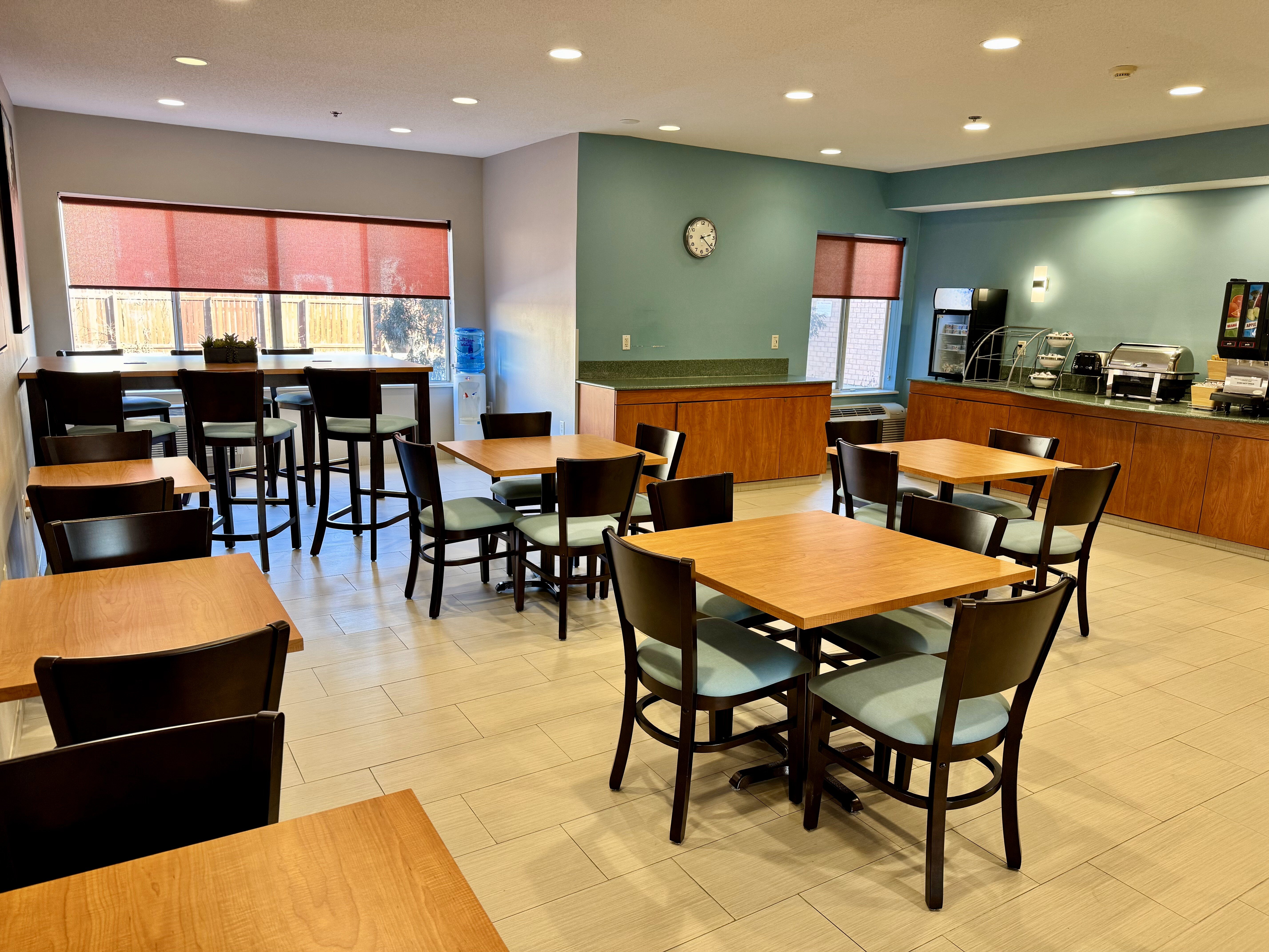 Days Inn & Suites by Wyndham Madison-餐饮