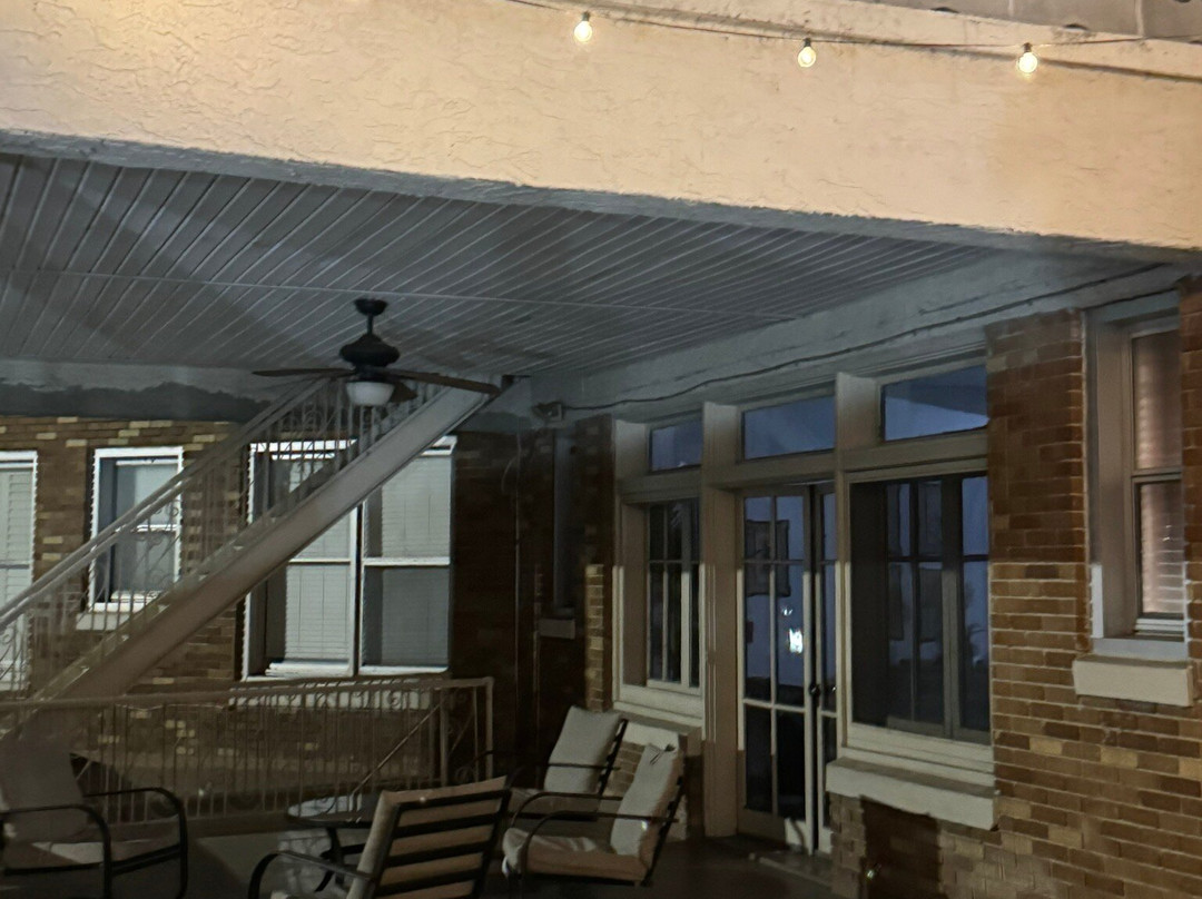 The Hotel Jacaranda主图