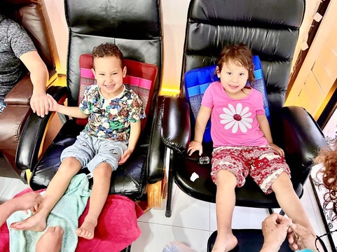 Eunoia  Salon&barber-Khlong Haeng必去景点