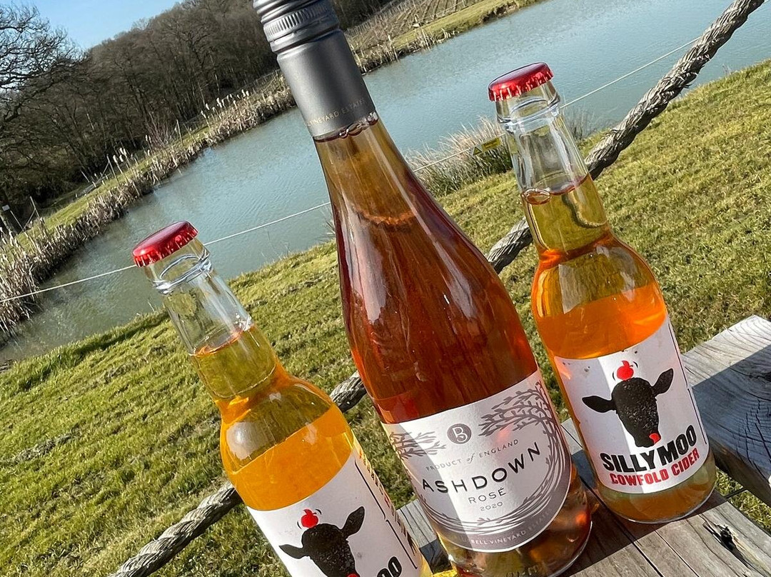 Bluebell Vineyard Estates景点图片