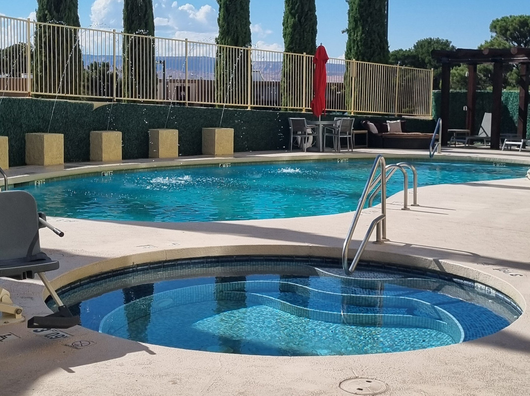 鲍威尔湖贝斯特韦斯特普勒斯酒店主图