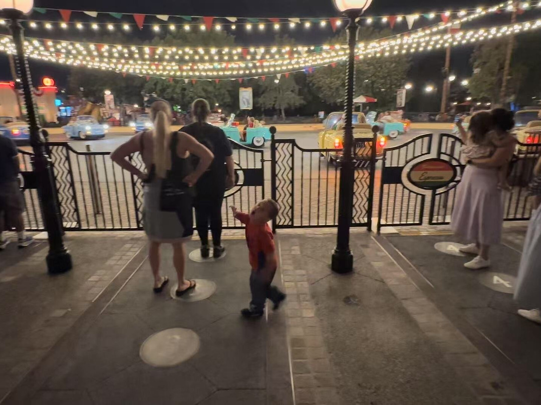 Luigi's Rollickin' Roadsters-阿纳海姆必去景点