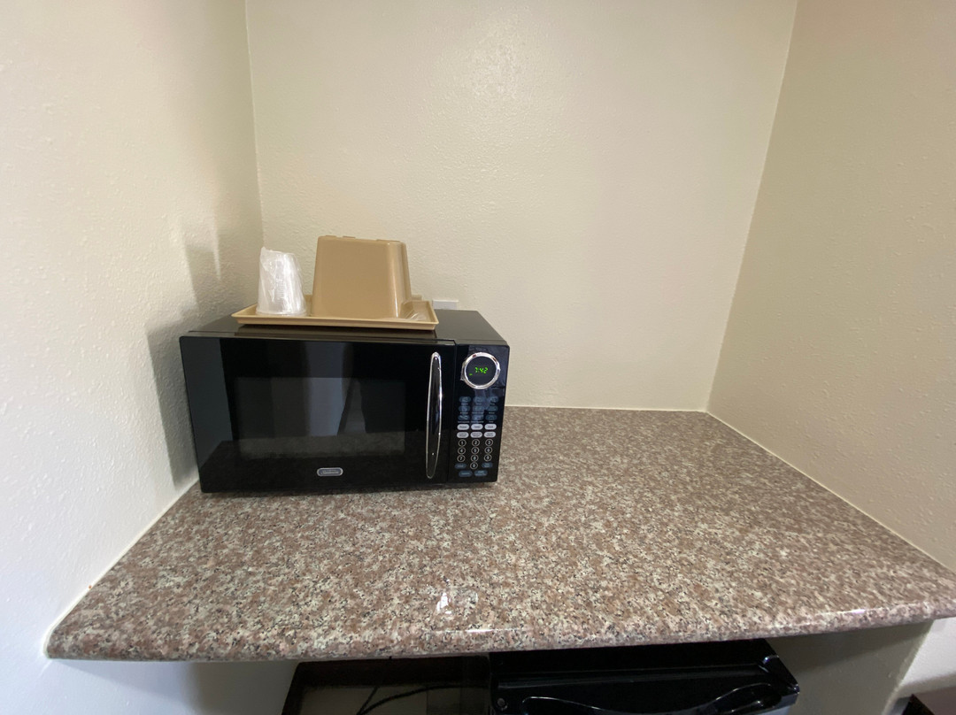 The Roswell Inn主图