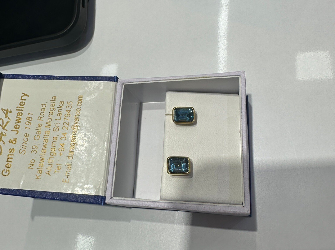 Dara Gems & Jewellery-Moragalla必去景点