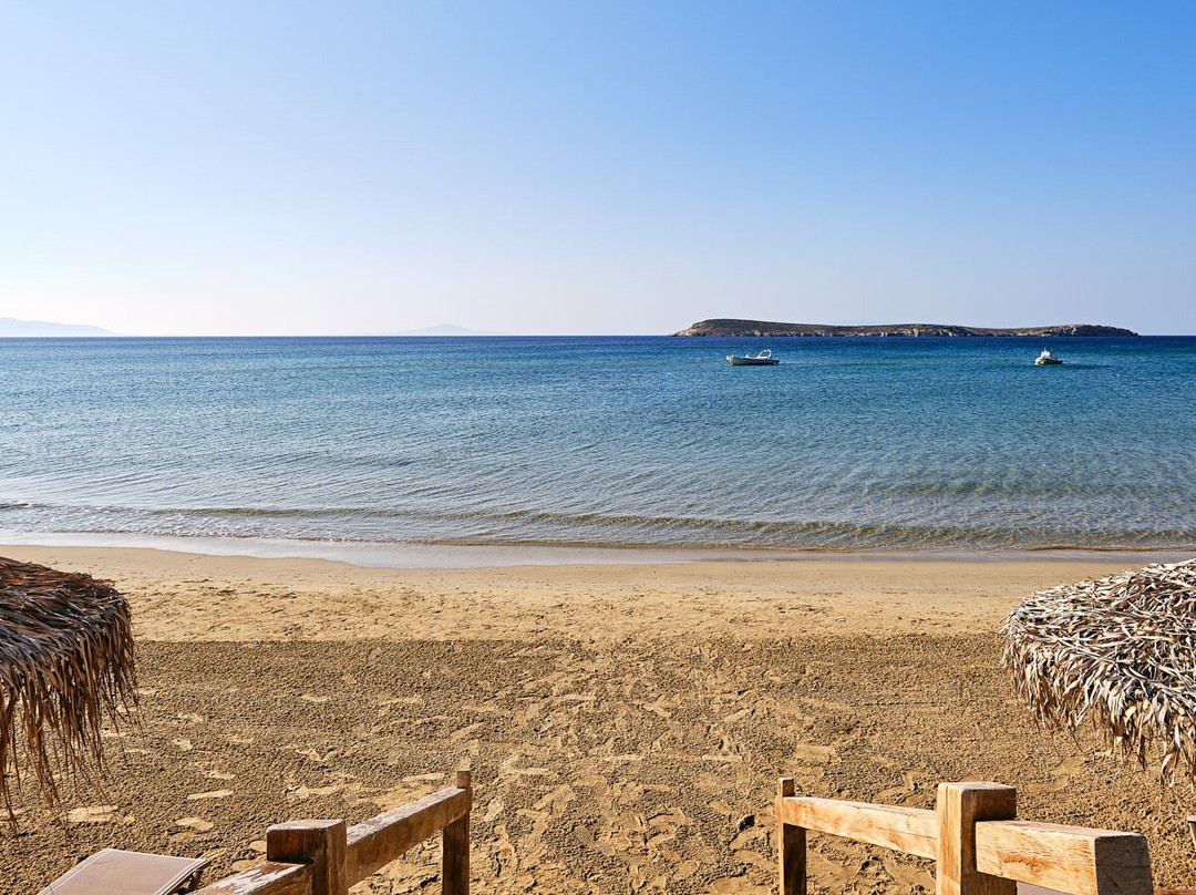 Golden Beach Hotel主图