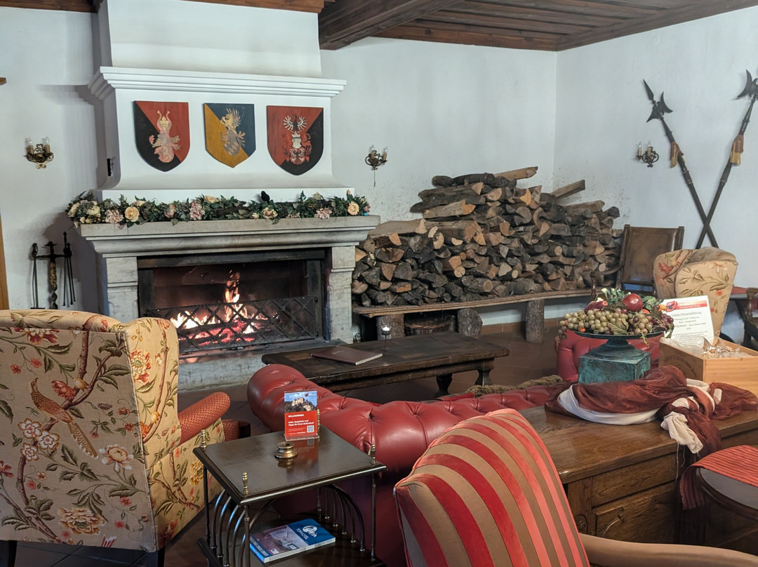 雷本斯汀布格酒店主图