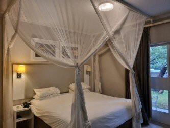 Cresta Sprayview Hotel主图