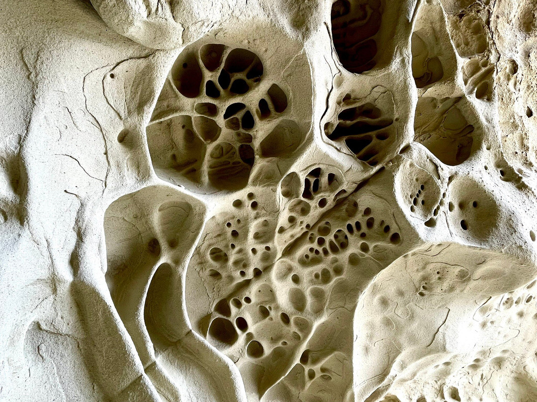 Grotte Di Soprasasso景点图片
