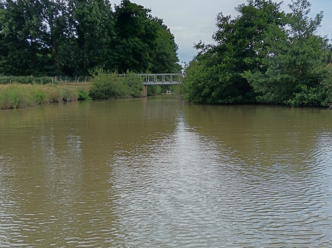 Les Canoës du Marais-Givrand必去景点