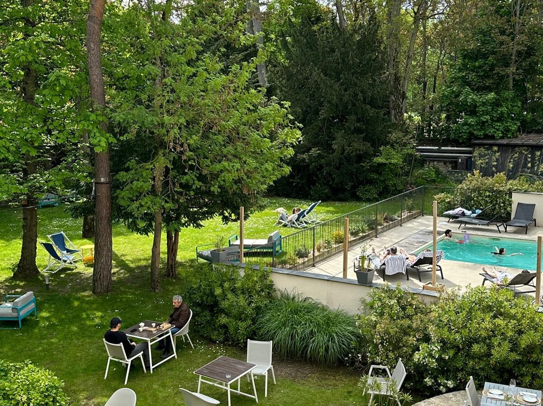 皇家枫丹白露水星酒店主图