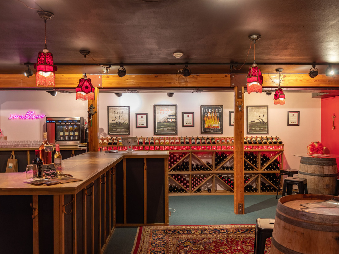 Hard Row To Hoe Vineyards-莱文沃思必去景点