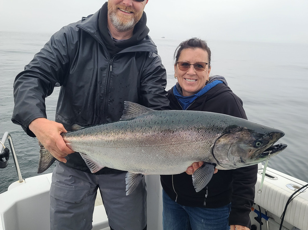 Marcus Kennett Fishing Charters-Port Renfrew必去景点