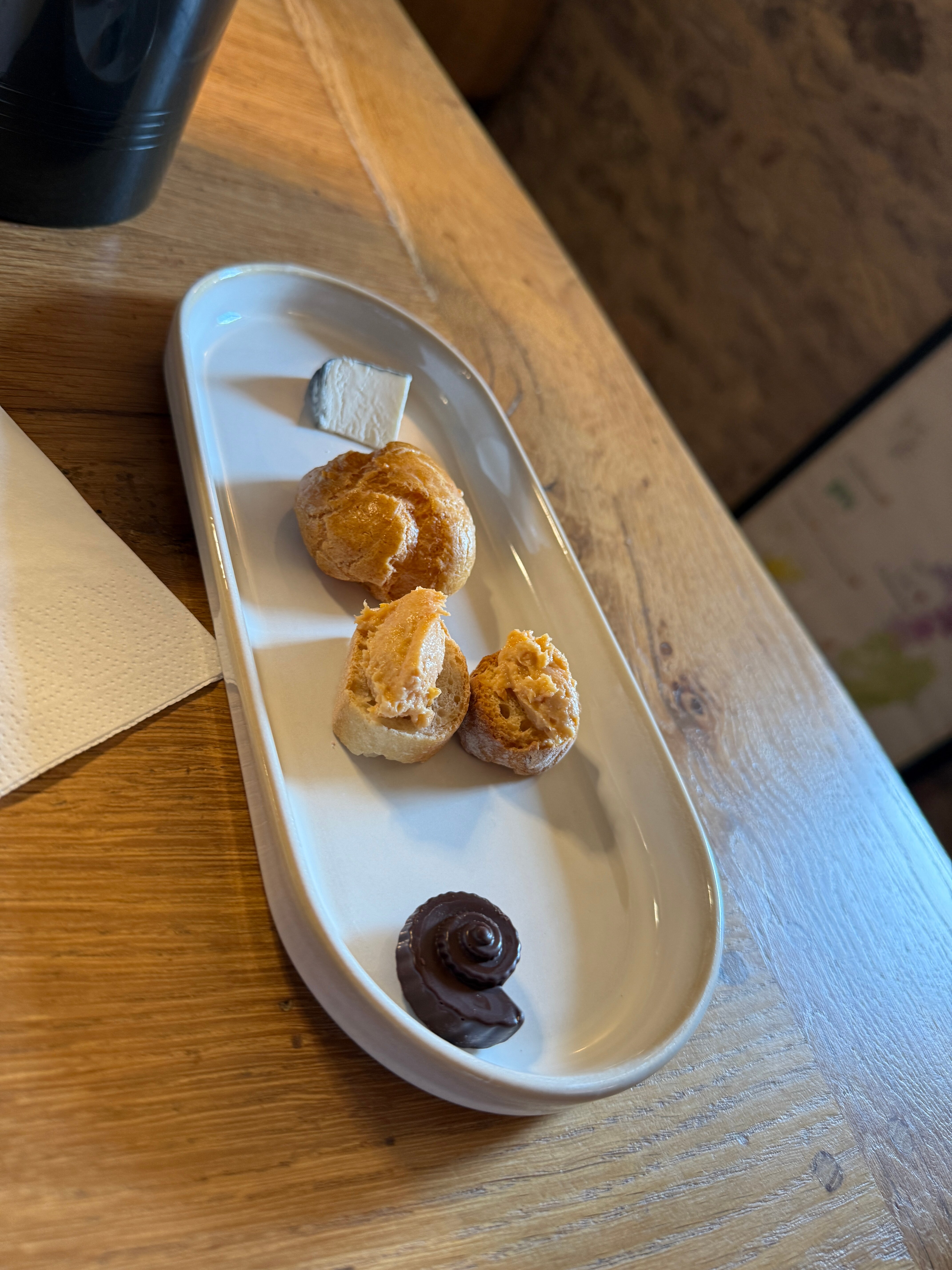 Château de Pierreclos-官方