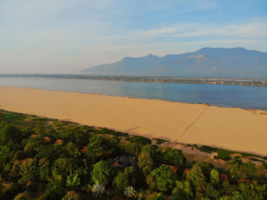 Don Daeng Island-占巴塞省必去景点