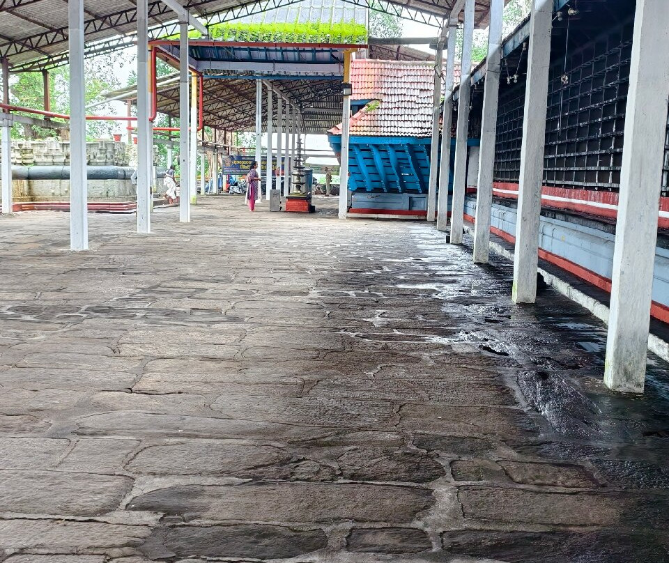 Vilwadrinatha Temple-德里久尔必去景点