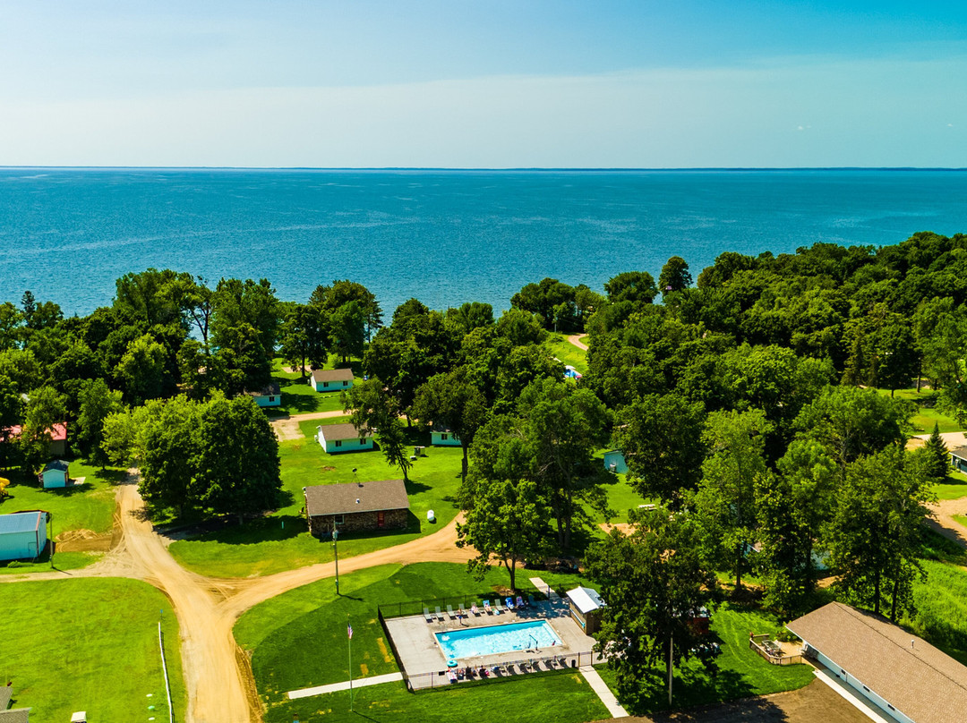 The Red Door Resort主图