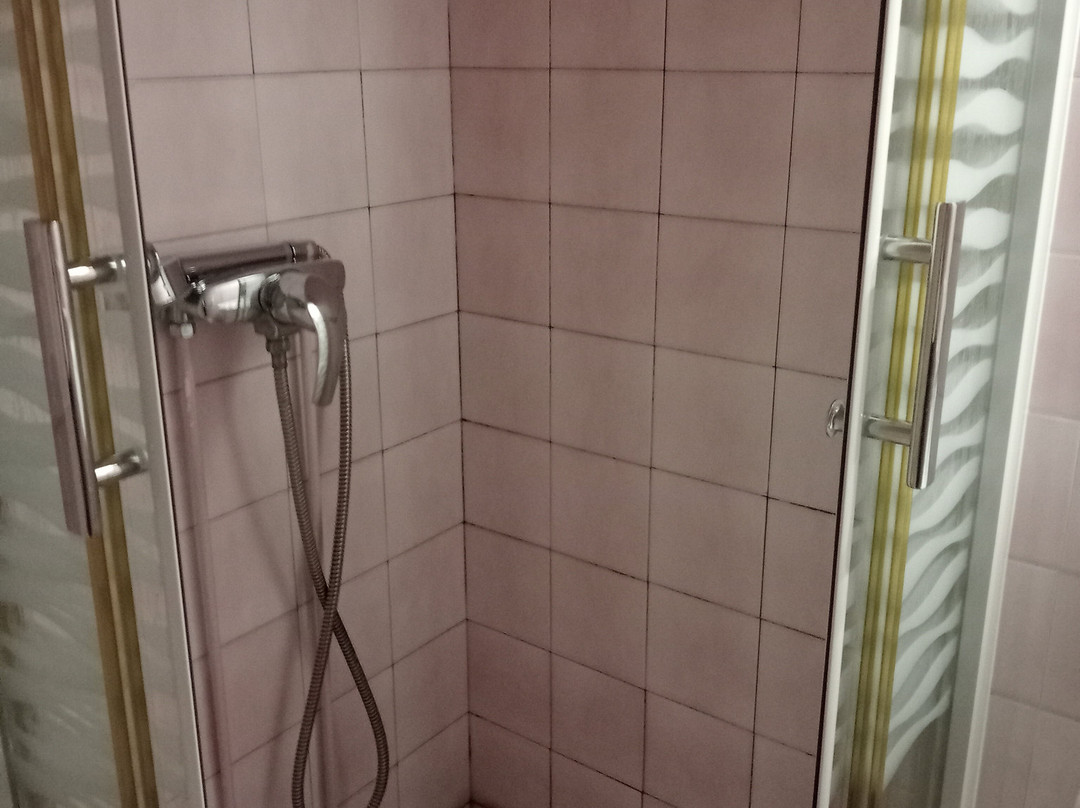 班德谜之家酒店主图