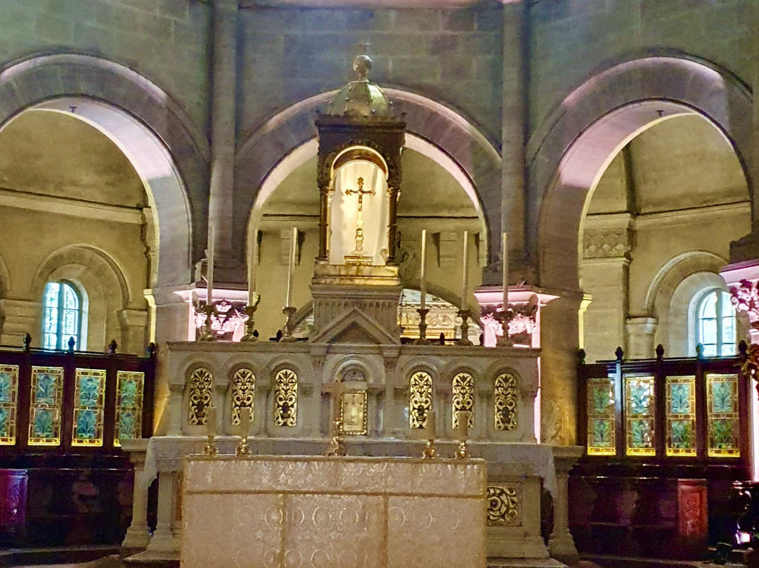 Cathedrale Notre-Dame-Et-Saint-Castor de Nimes-尼姆必去景点