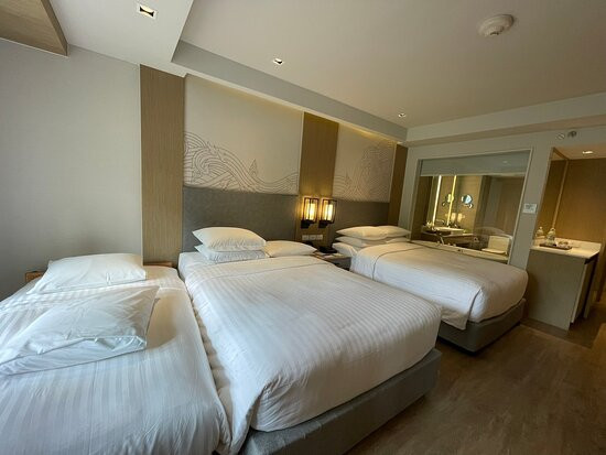 美林海滩度假村主图