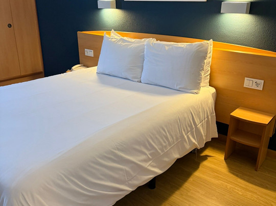 钟楼穆尔西亚酒店主图