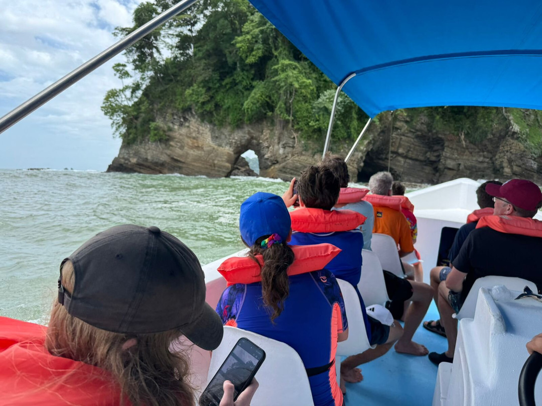 Ballena Aventura-鲸城必去景点