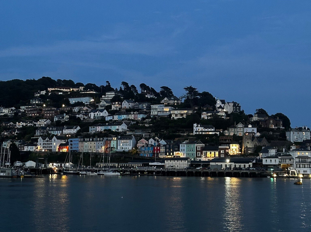 Waterfront House主图