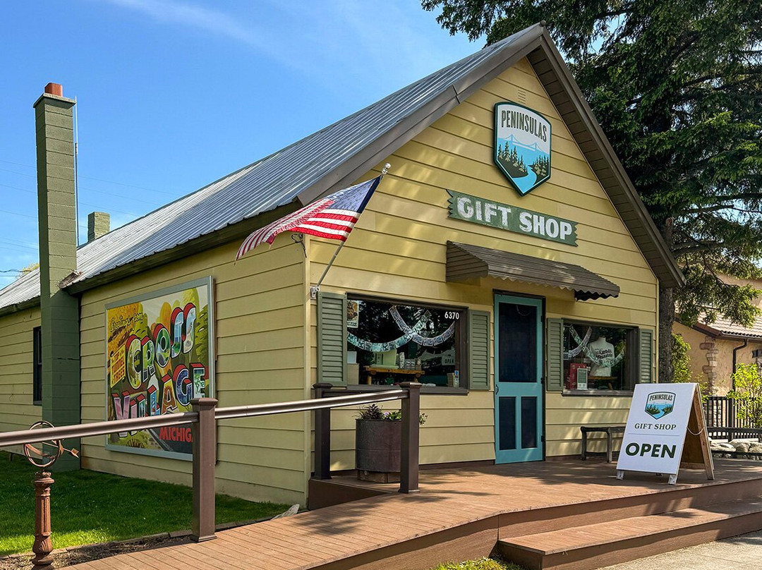 Peninsulas-Cross Village必去景点