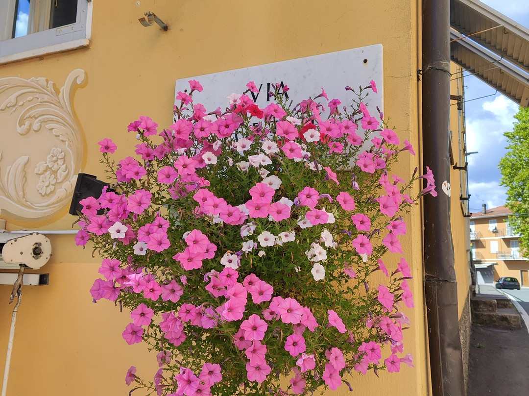 Borgo Rotondo-Varese Ligure必去景点
