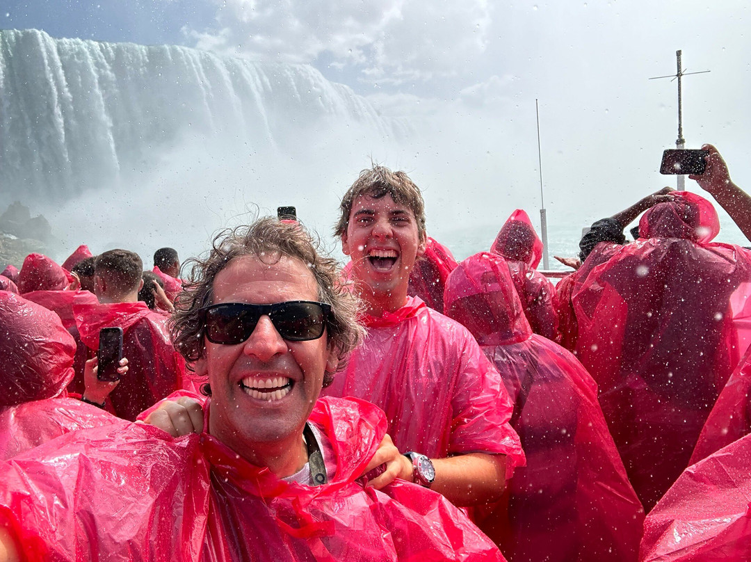 Gray Line Niagara Falls, Ontario-尼亚加拉大瀑布必去景点