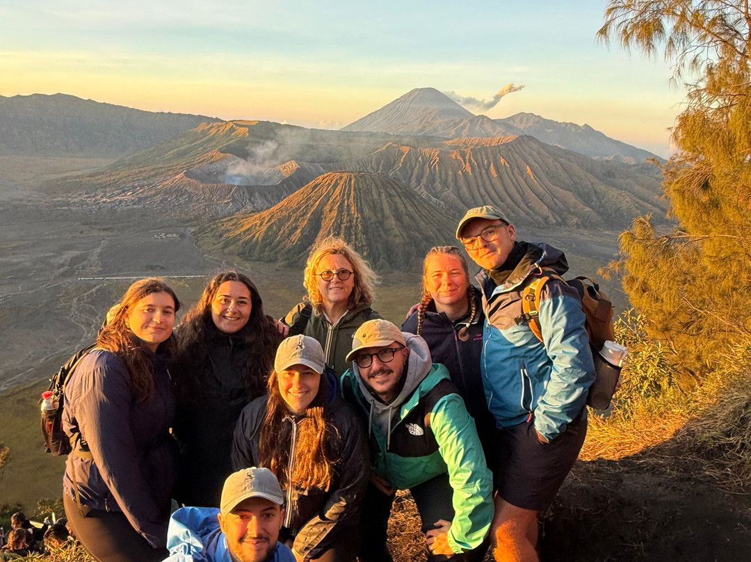 Bromoijen Tour Transport-西多尔佐必去景点