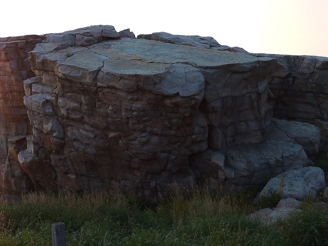 Okotoks Erratic - The Big Rock-奥科托克斯必去景点