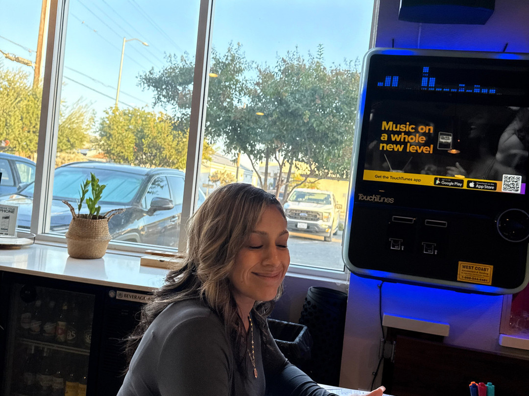 马德拉山谷旅馆主图