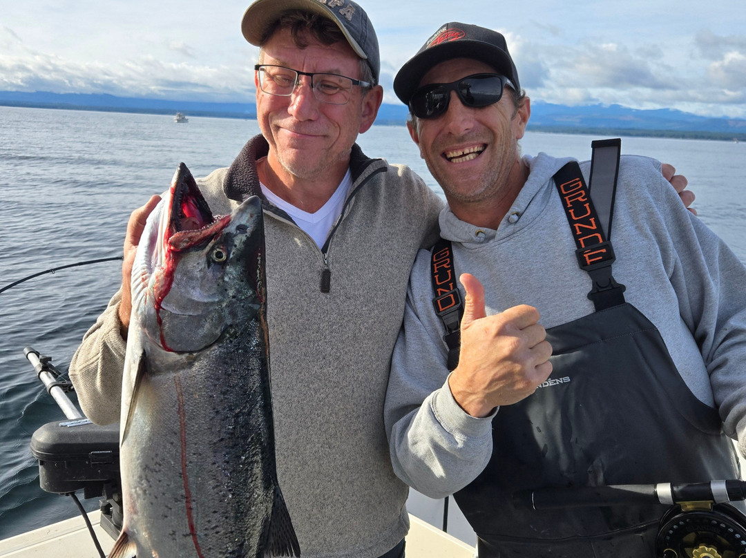 Fishing Storie Charters-坎贝尔里弗必去景点