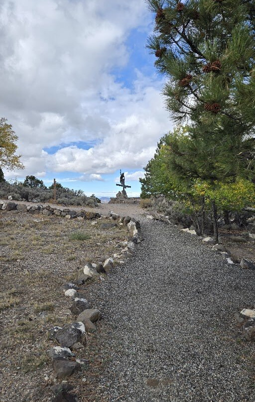 Stations of the Cross Shrine-San Luis必去景点