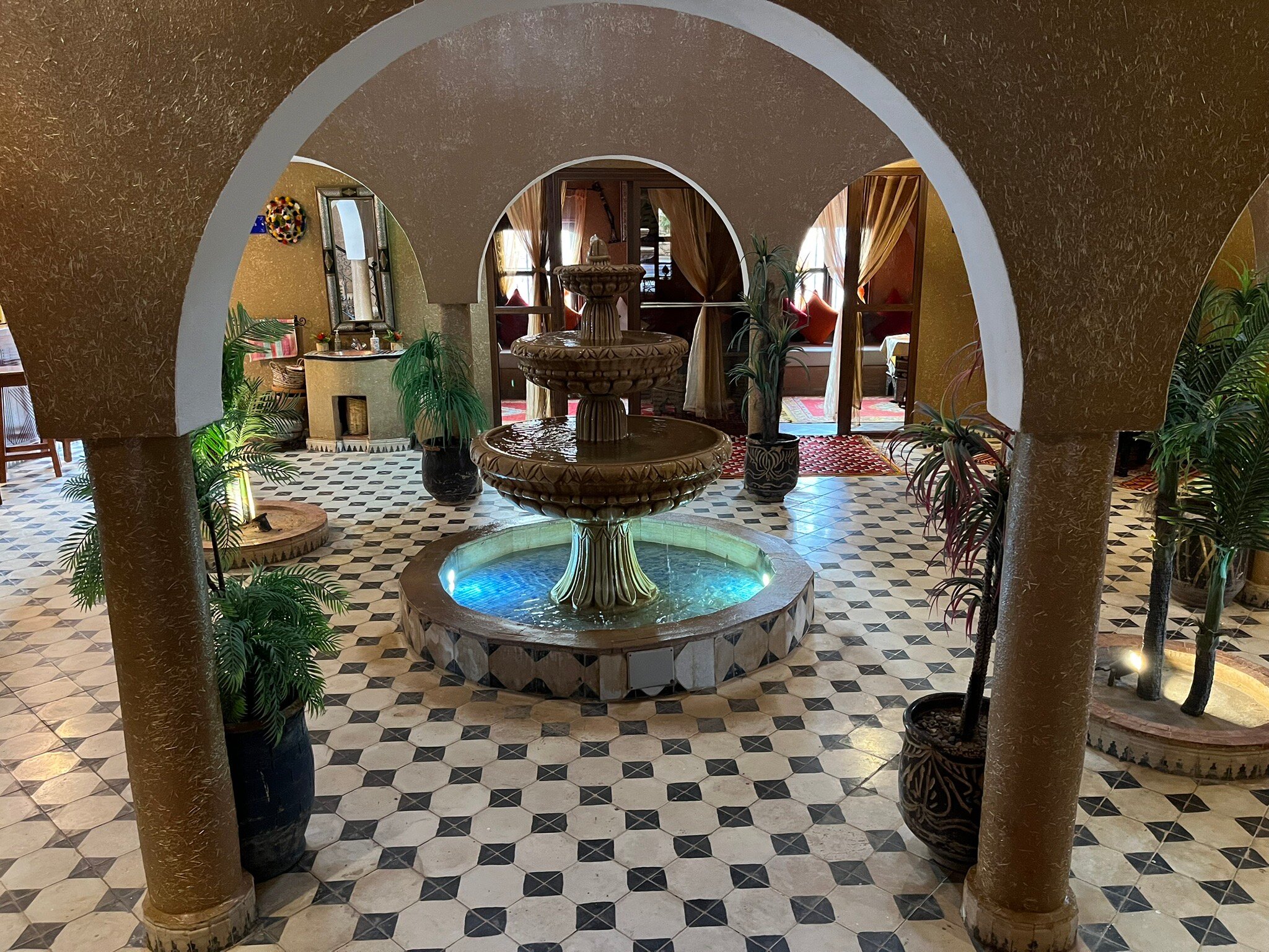 Riad Tamdakhte-官方