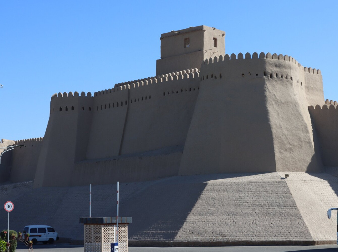 Outer City Wall-希瓦必去景点