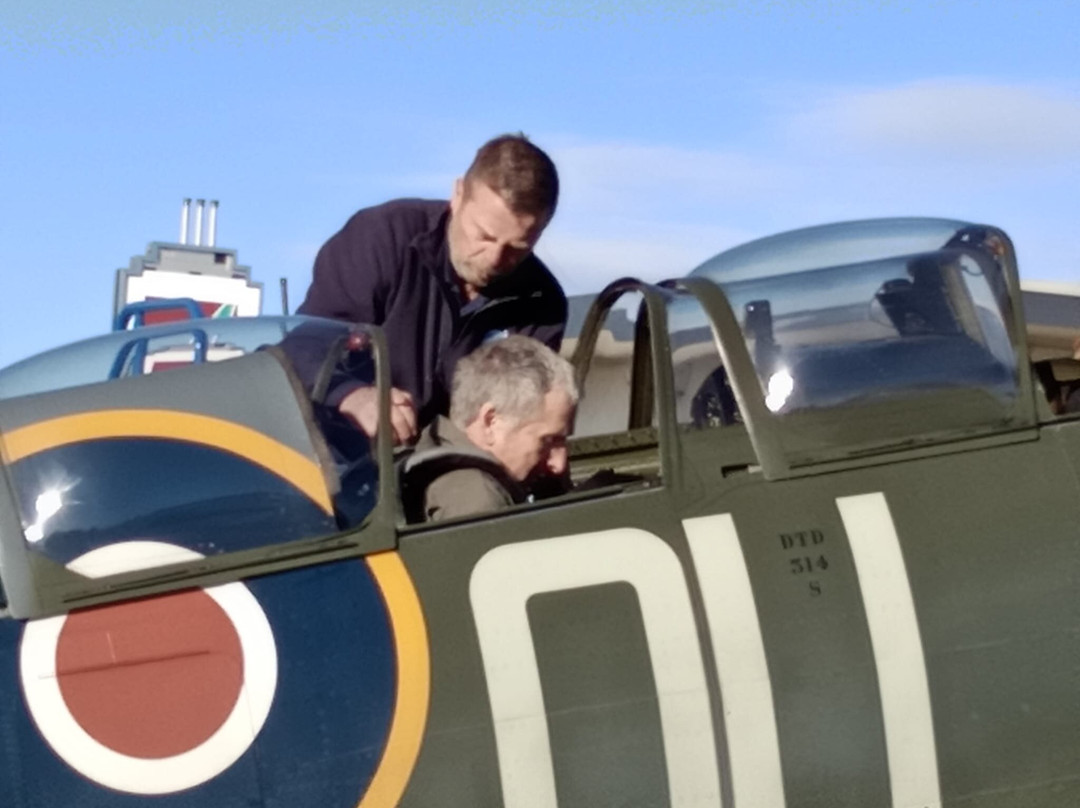 Ultimate Warbird Flights-Sywell必去景点