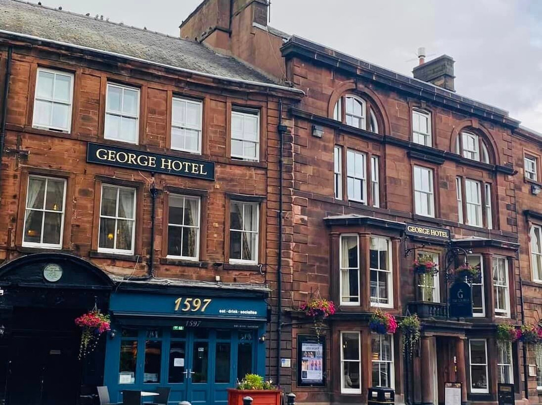 The George Hotel主图