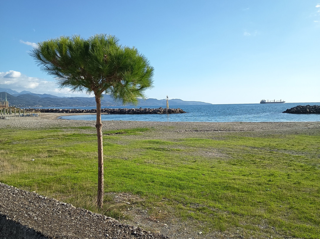 Paralía Kordía-卡拉马塔必去景点