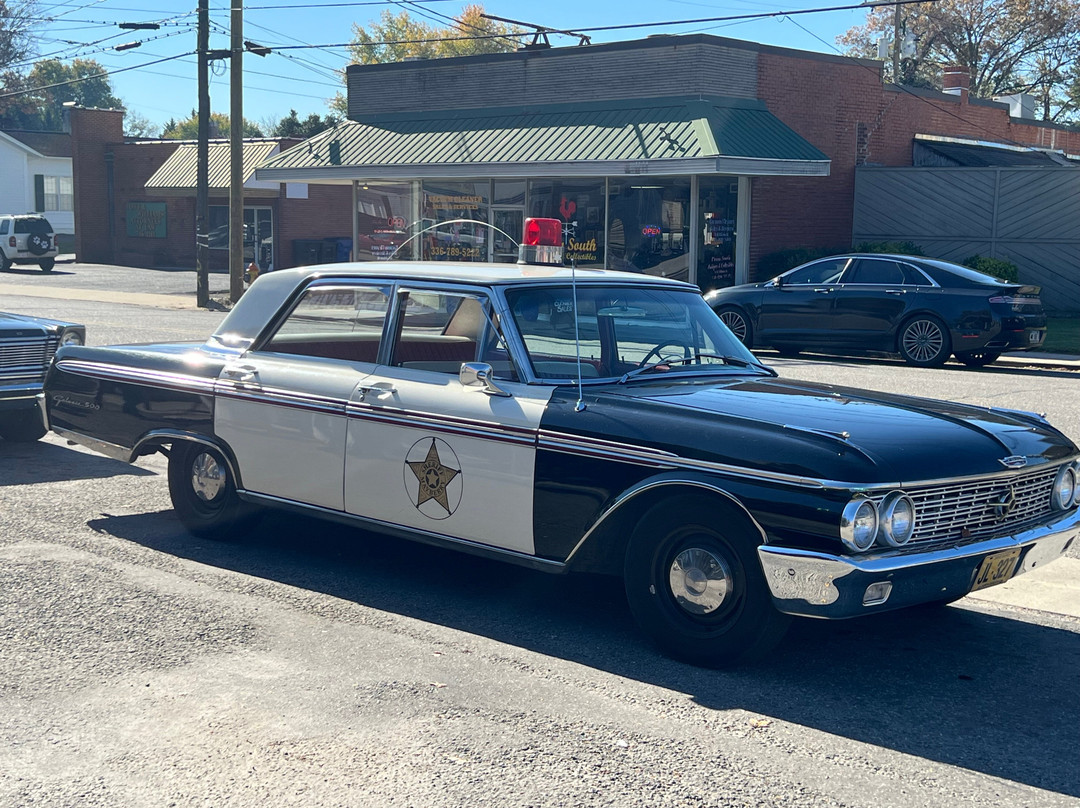 Mayberry Squad Car Tours-Mount Airy必去景点