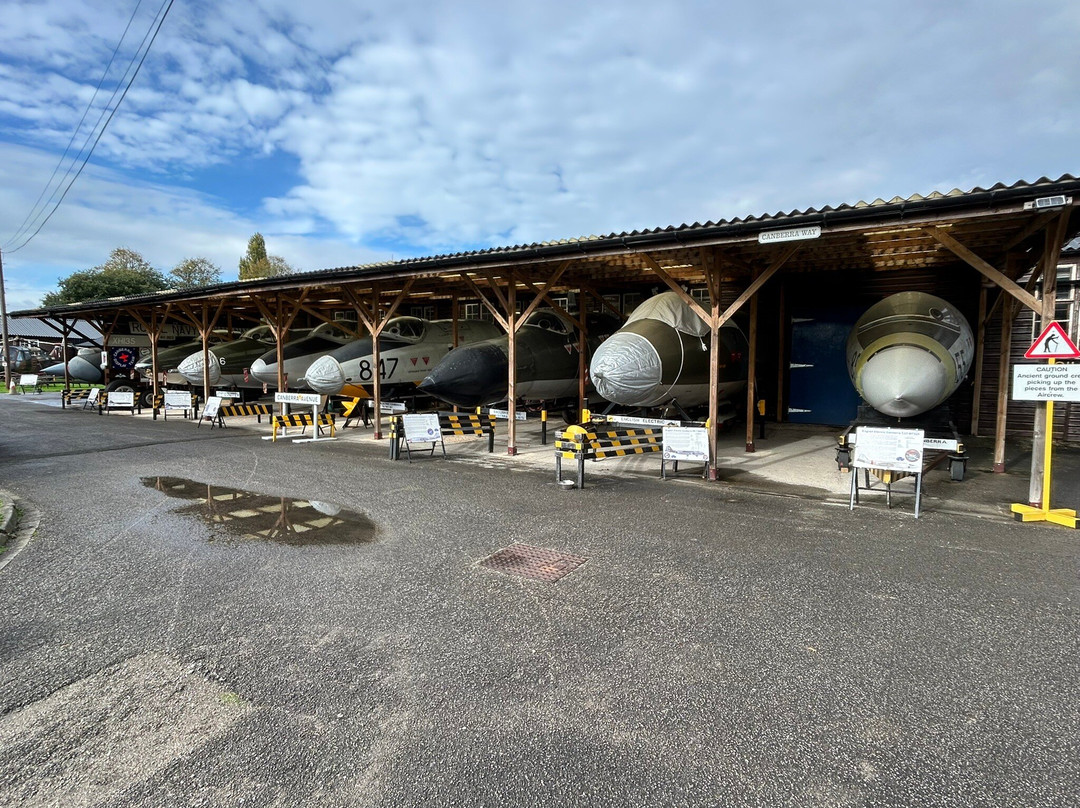 South Yorkshire Aircraft Museum-唐克斯特必去景点