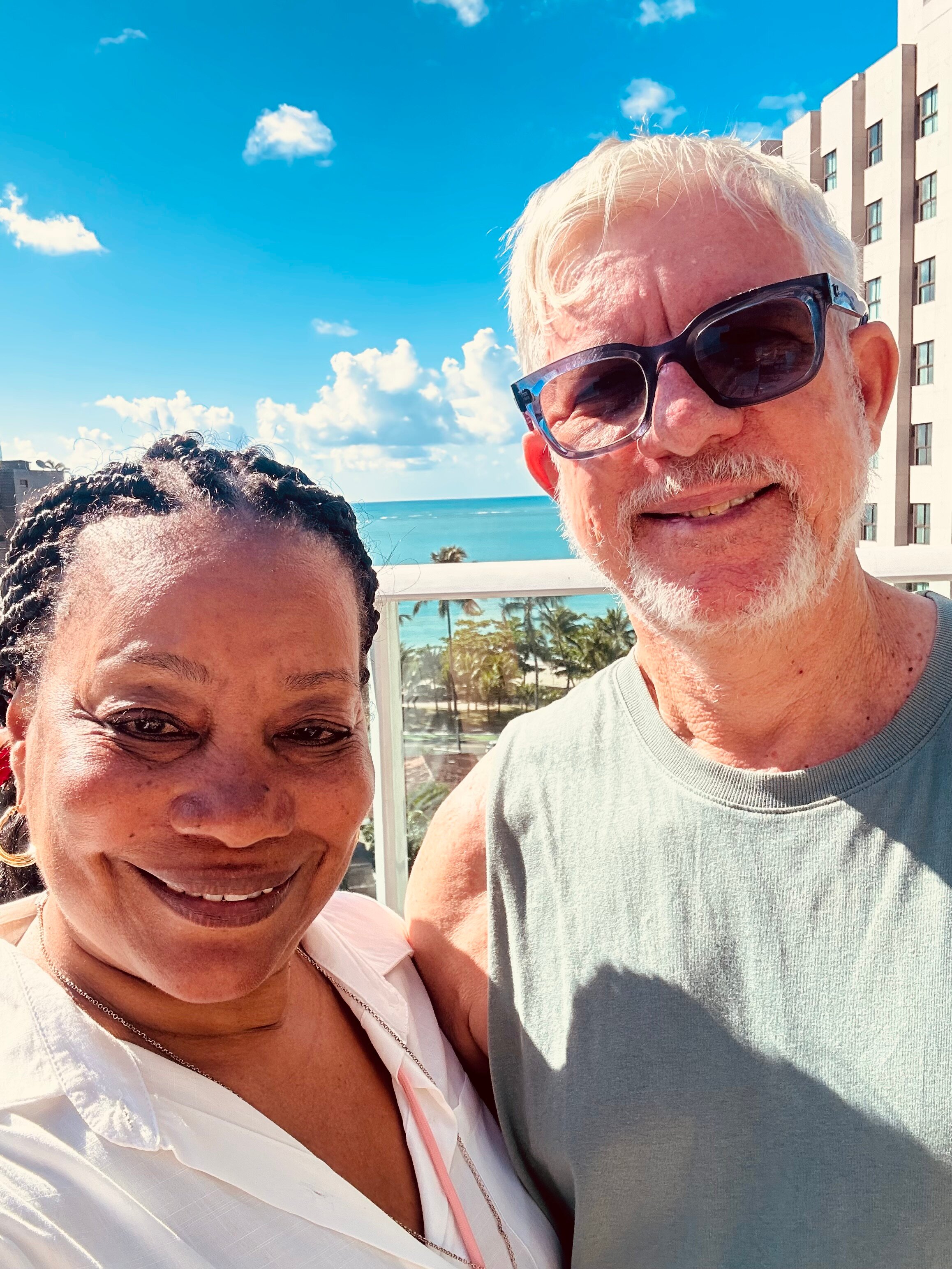 Tambaqui Praia-官方