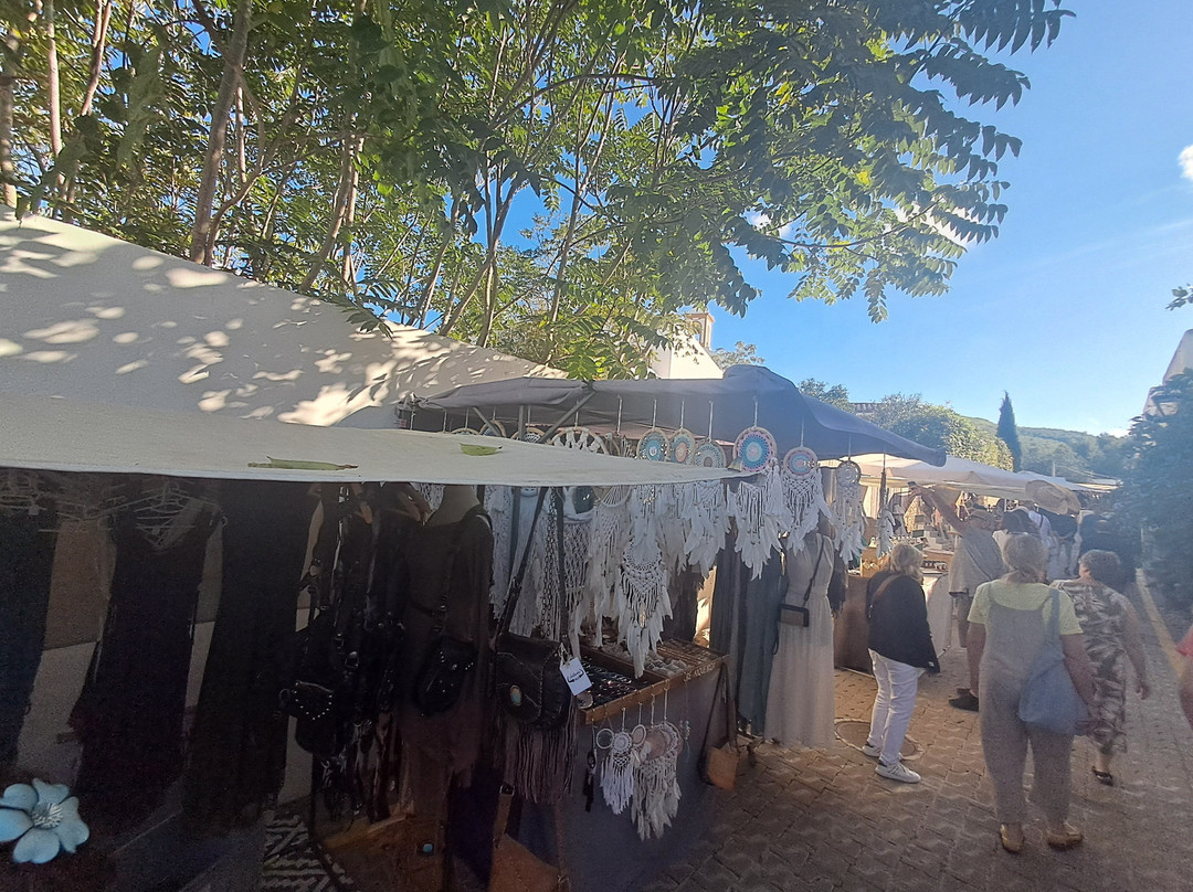 Mercadillo Artesanal Sant Joan-Sant Joan de Labritja必去景点