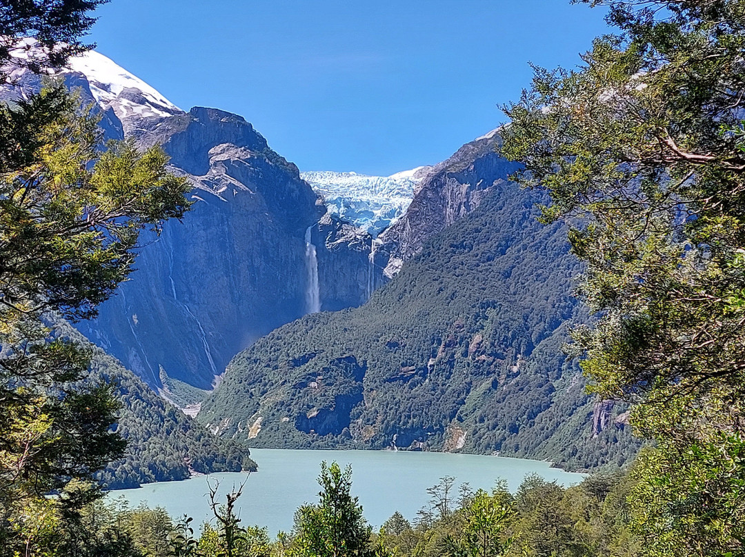 Ventisquero Colgante-Puyuhuapi必去景点